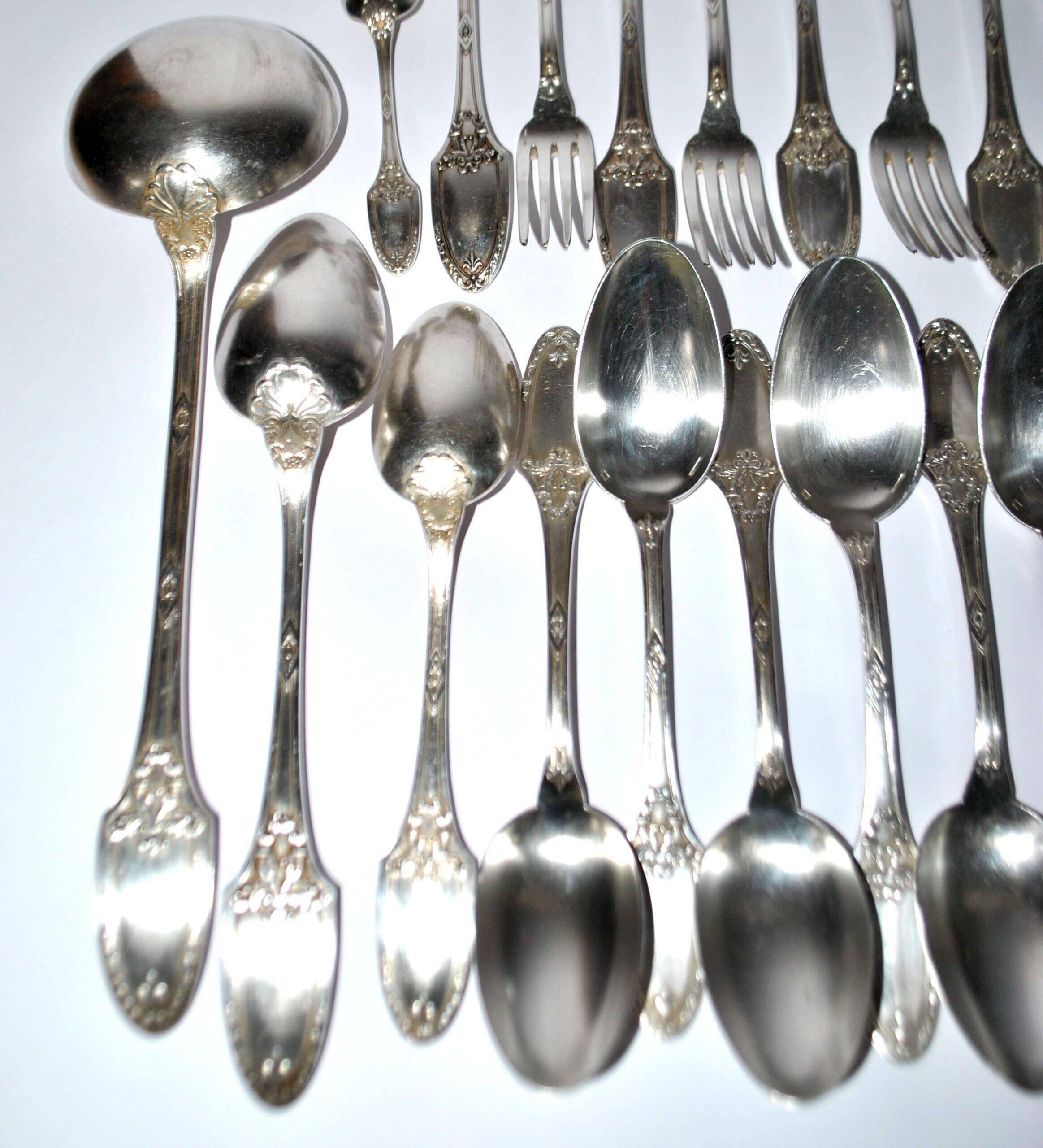 Boulenger household items 34 place settings Empire Marie-Louise 12 soup spoons 9 forks 11 dessert spoons