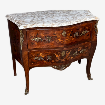 Curved marquetry chest of drawers