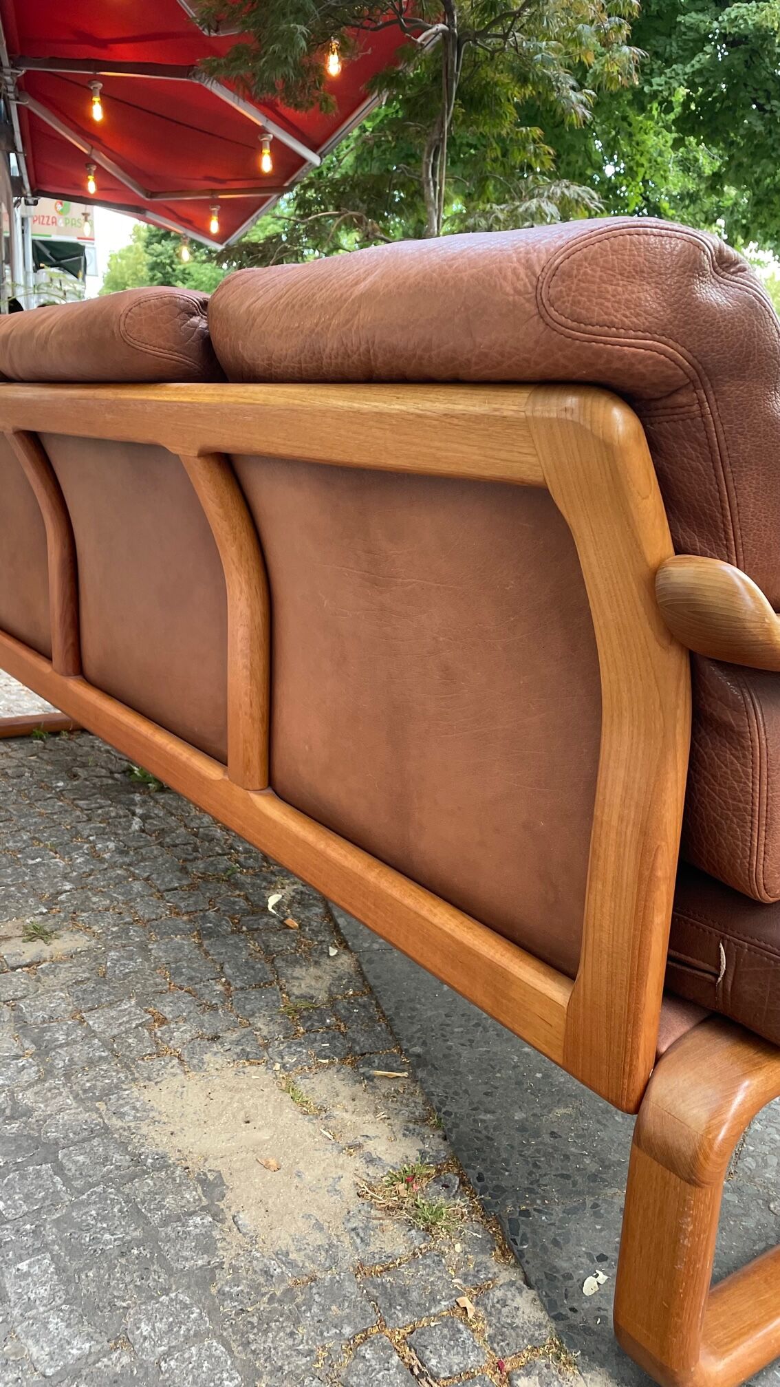 HS Denmark sofa in leather and teak from the 60s