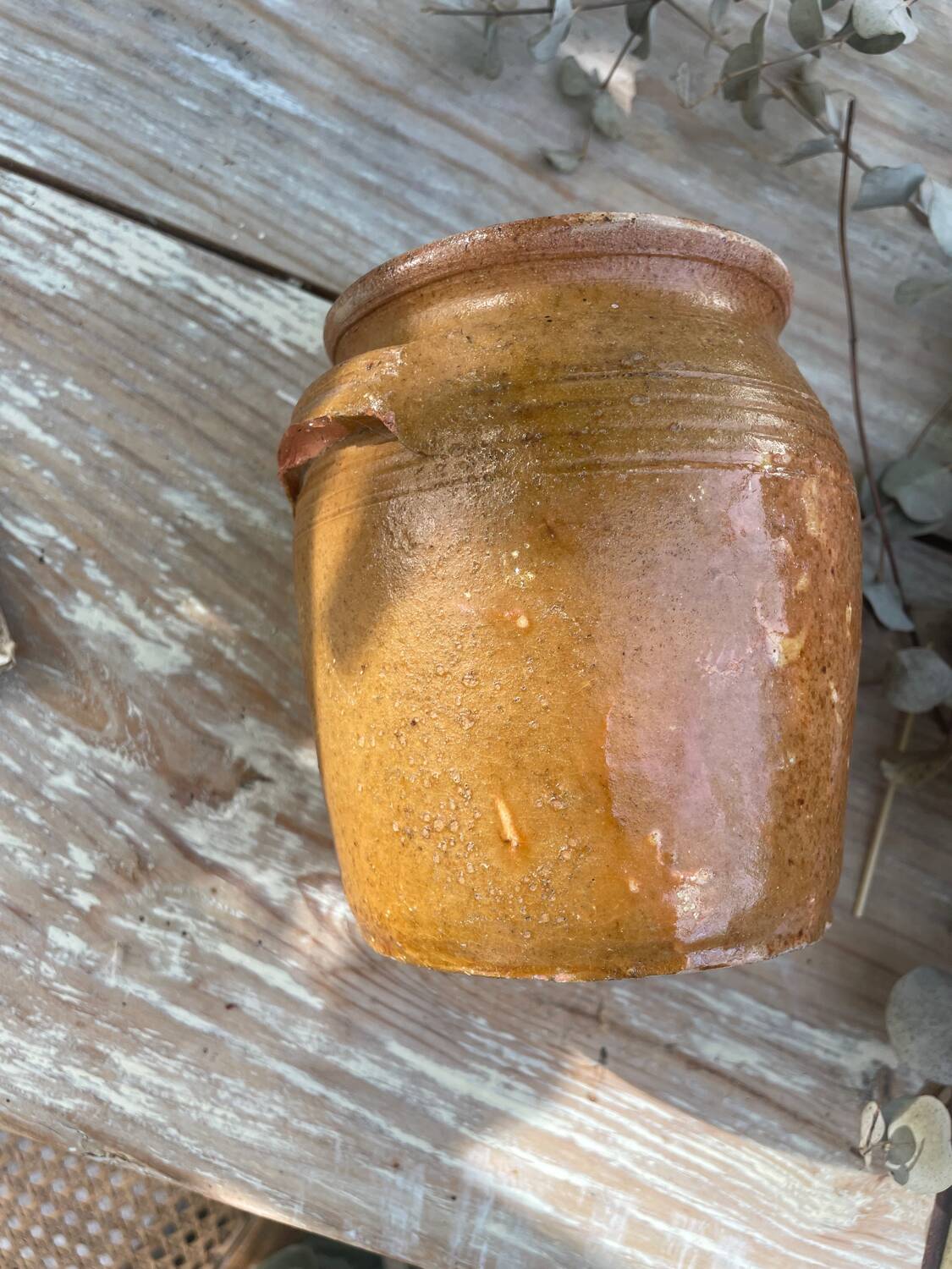 Stoneware pot