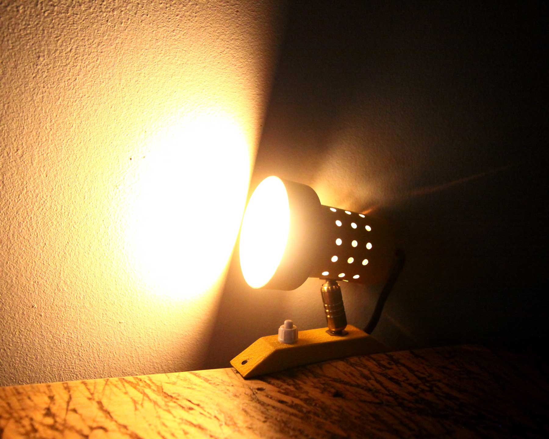 Vintage wall lamp