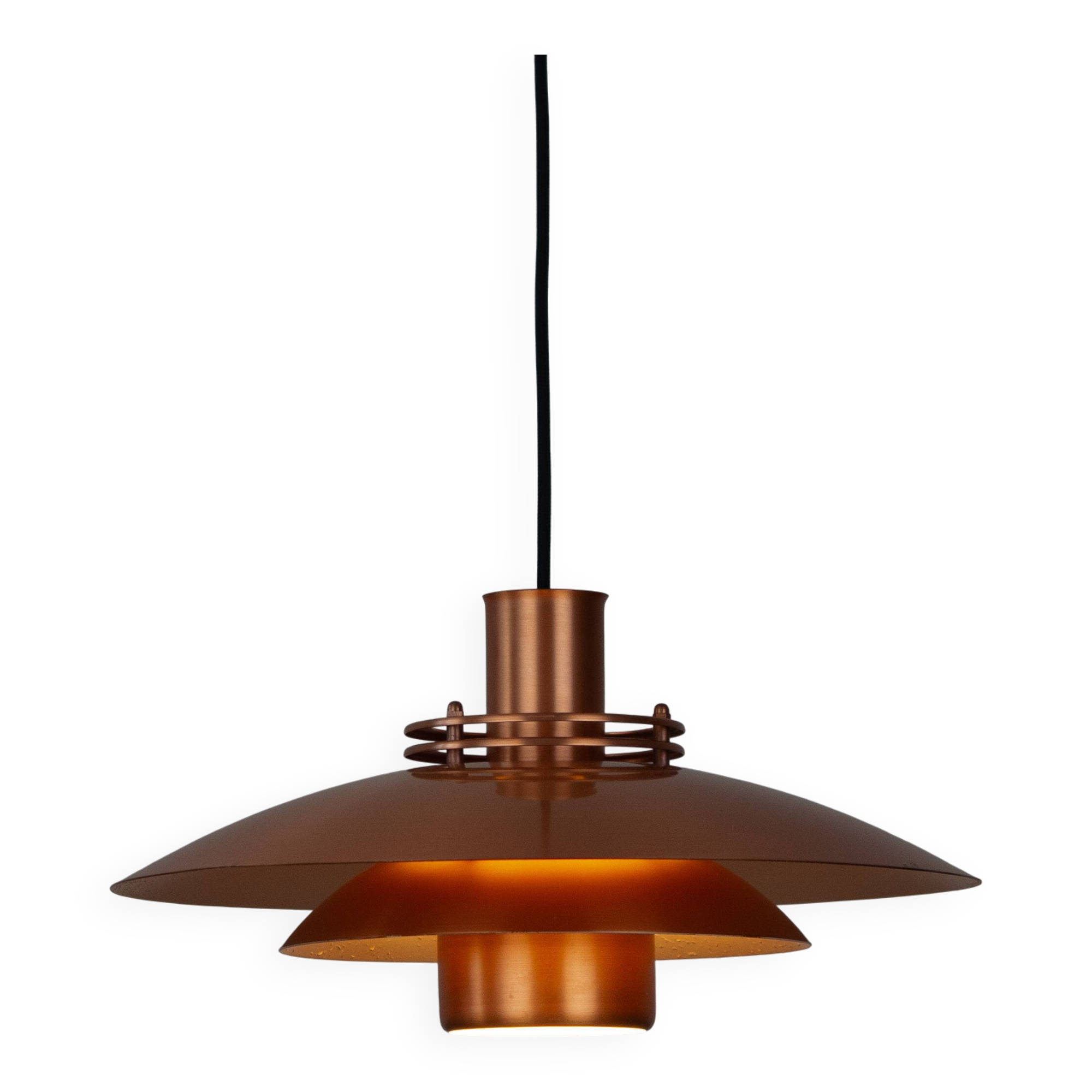 Lampe suspendue en cuivre vintage danoise par Form light, années 1980.