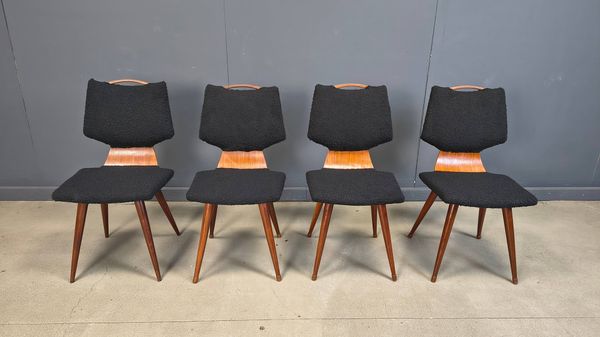 Chaises de salle à manger scandinaves des années 1960.