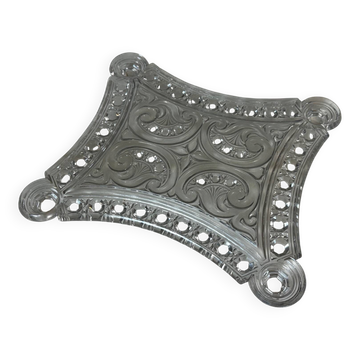 Baccarat trivet