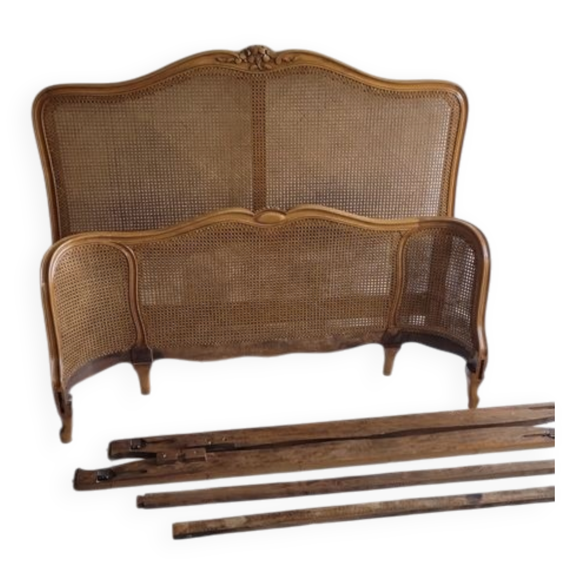 Wooden bed bumper