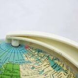 Mappemonde vintage MS