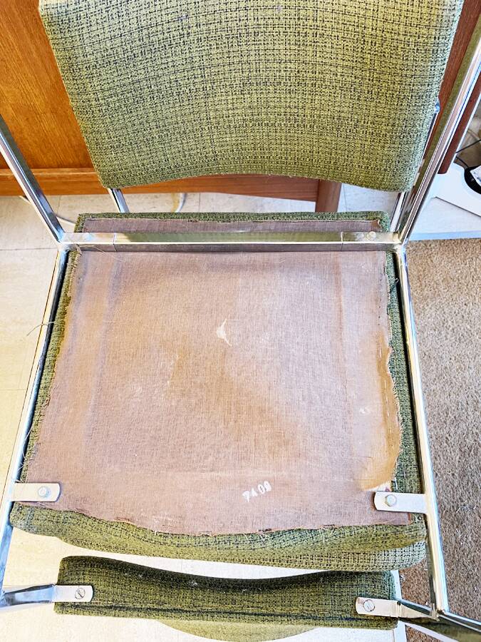 4 Kvadrat khaki and chrome chairs, 1970