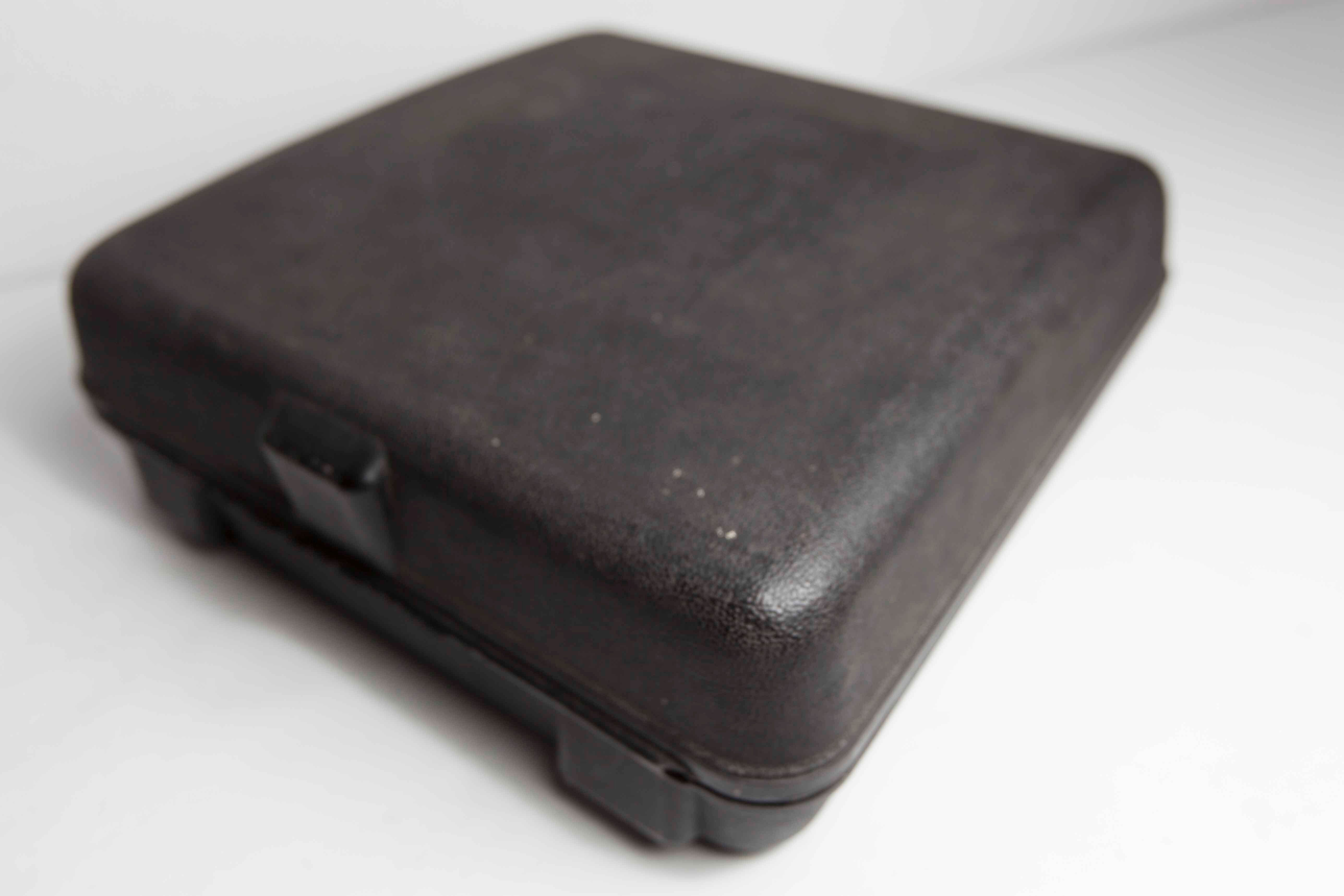 Machine à écrire brother de luxe 879 révisée et ruban neuf qwertz