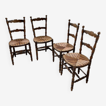 Set of rustic Provençal mulched chairs