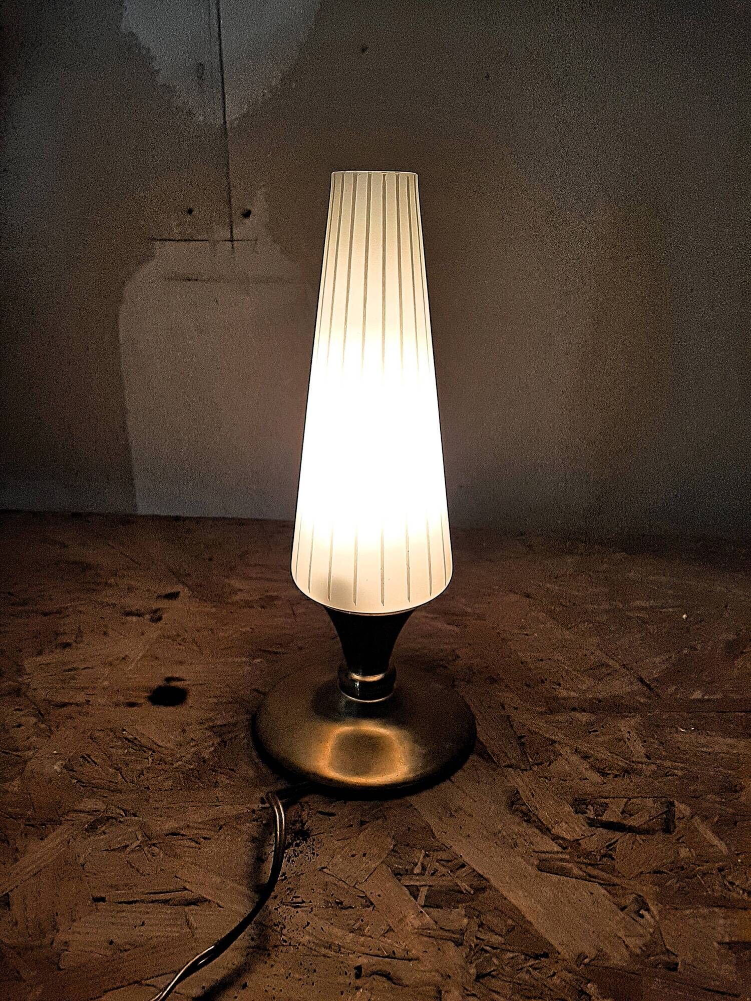 Pair of Mid Century Modern French lamps style from the 1950s