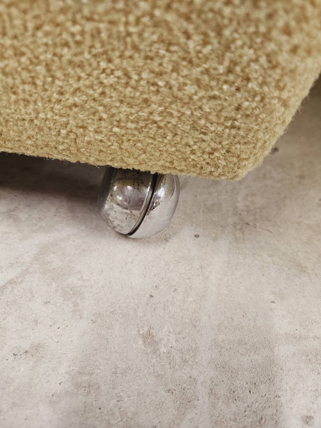 Pair of vintage 70's green fabric armchairs