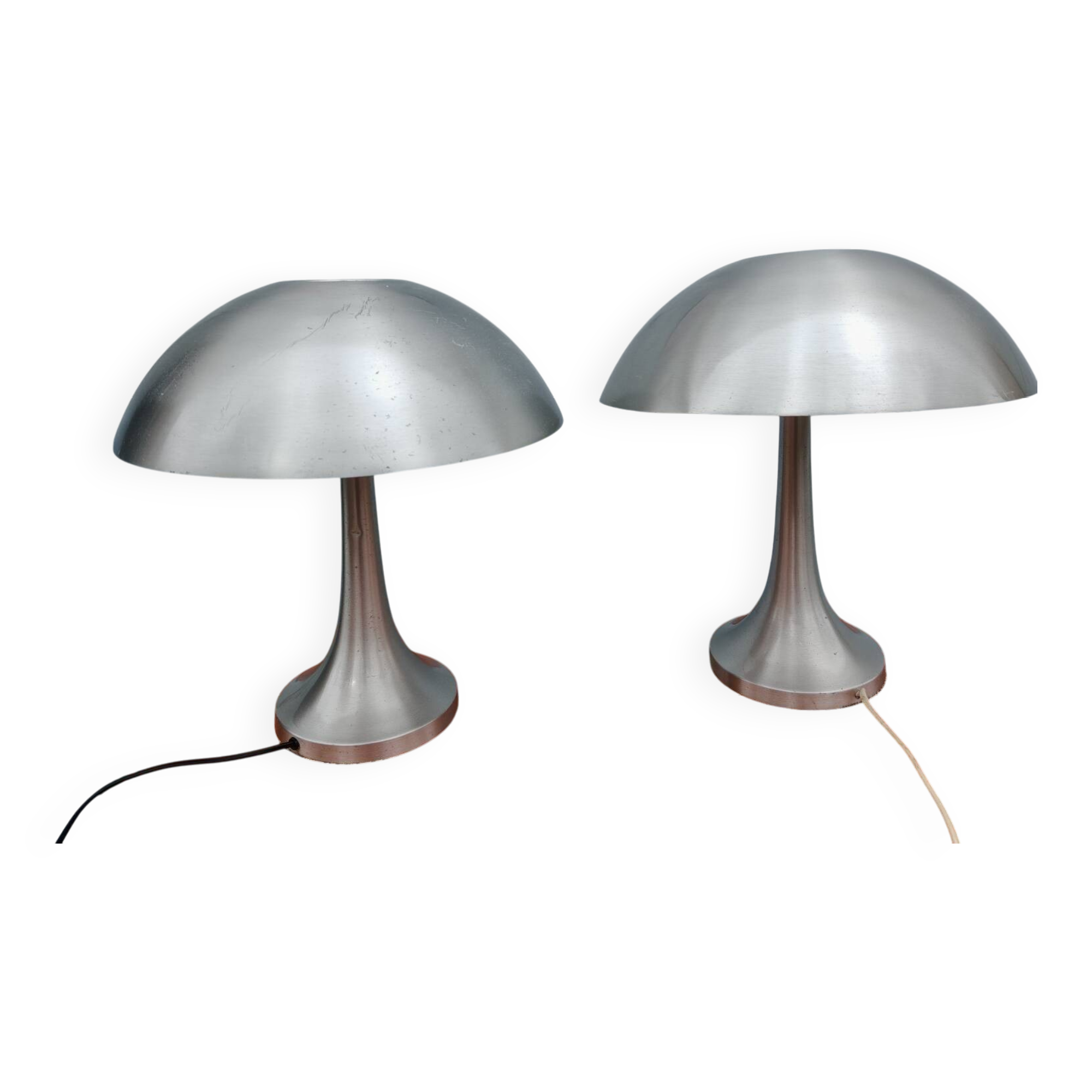 Pair of Philips aluminum mushroom lamps 70'