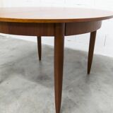 1968 transformable teak table in impeccable condition