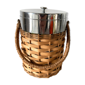 Ice bucket