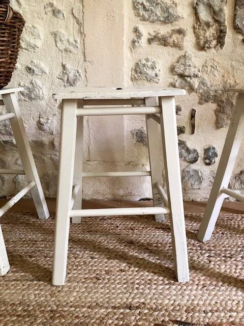 Tabouret en bois ancien