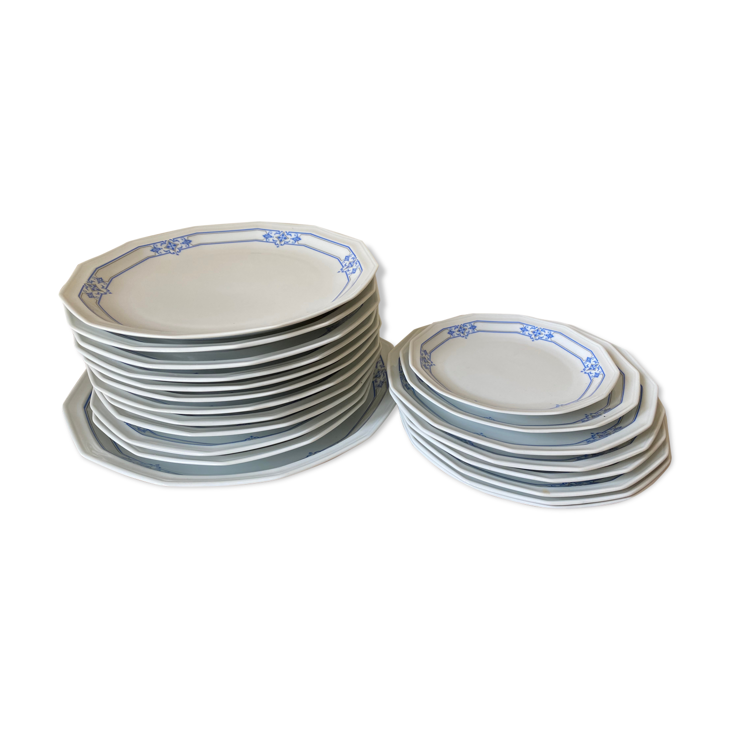 Porcelain service - 20 pieces - Bernardaud Limoges