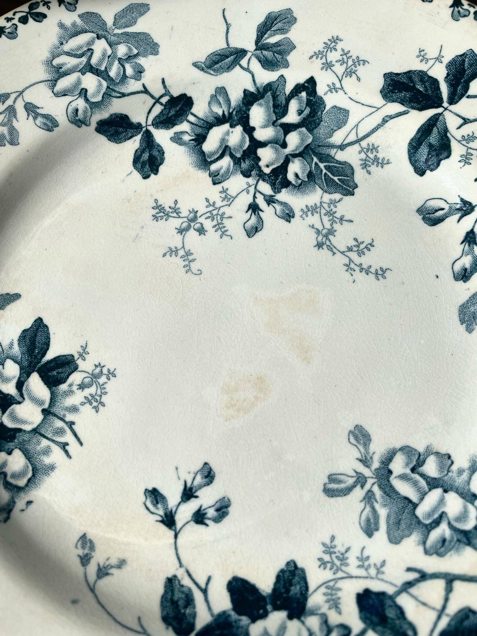 Old presentation dish, ironstone