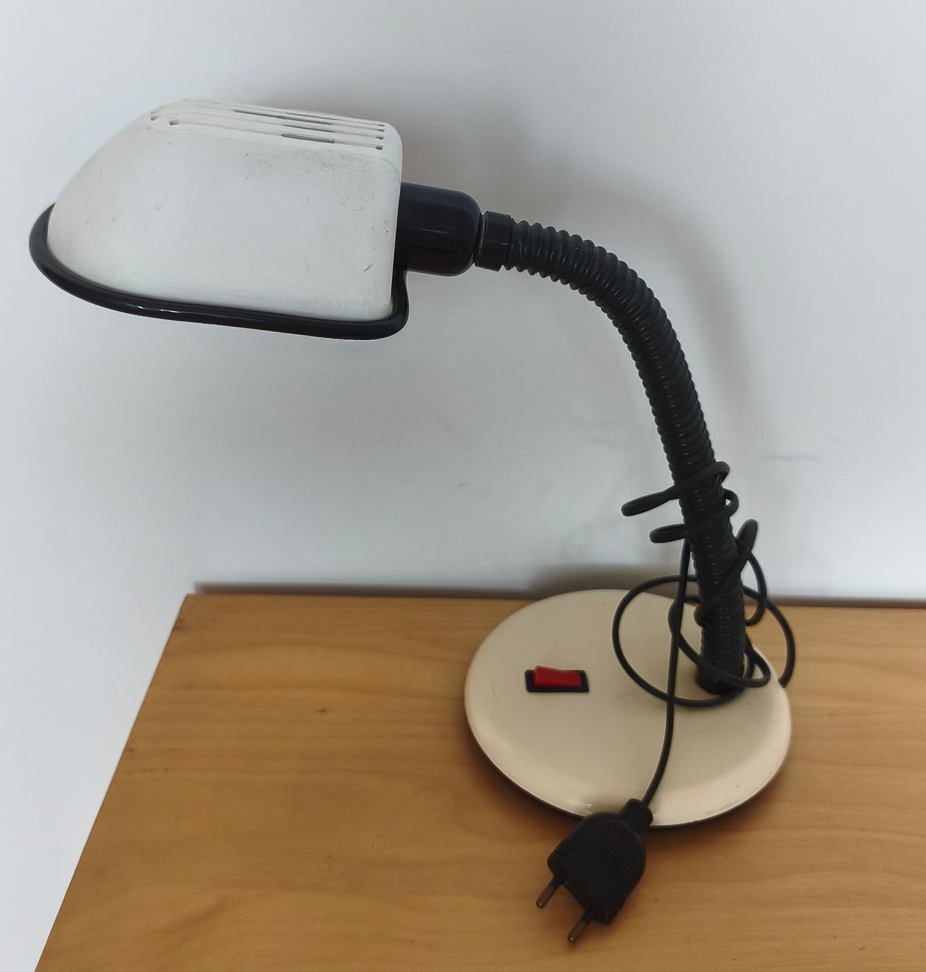 Lampe bureau blanche noire  bras articulé vintage