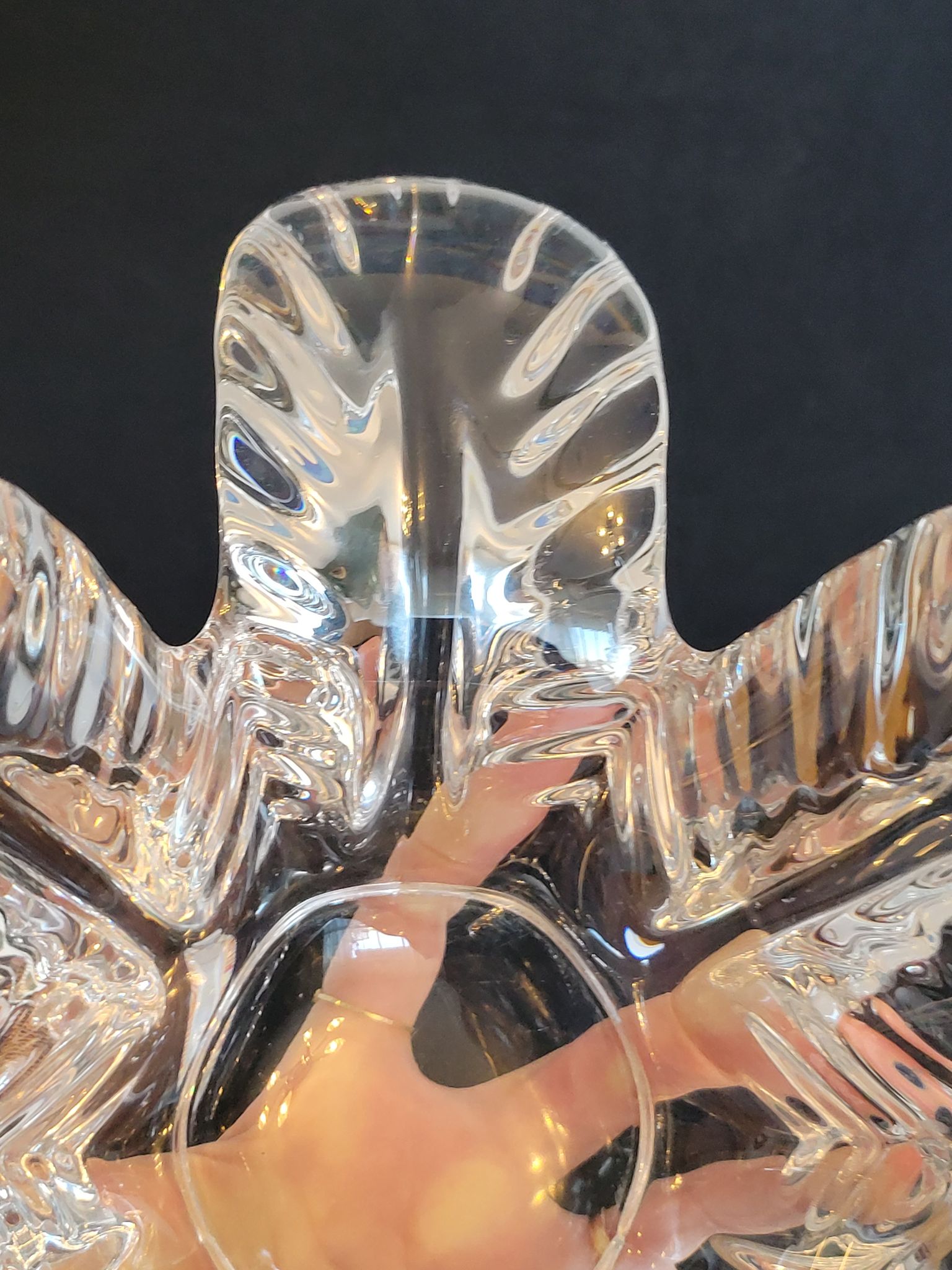 Vannes le Chatel coupe vide poche en cristal forme végétale années 50 - 60