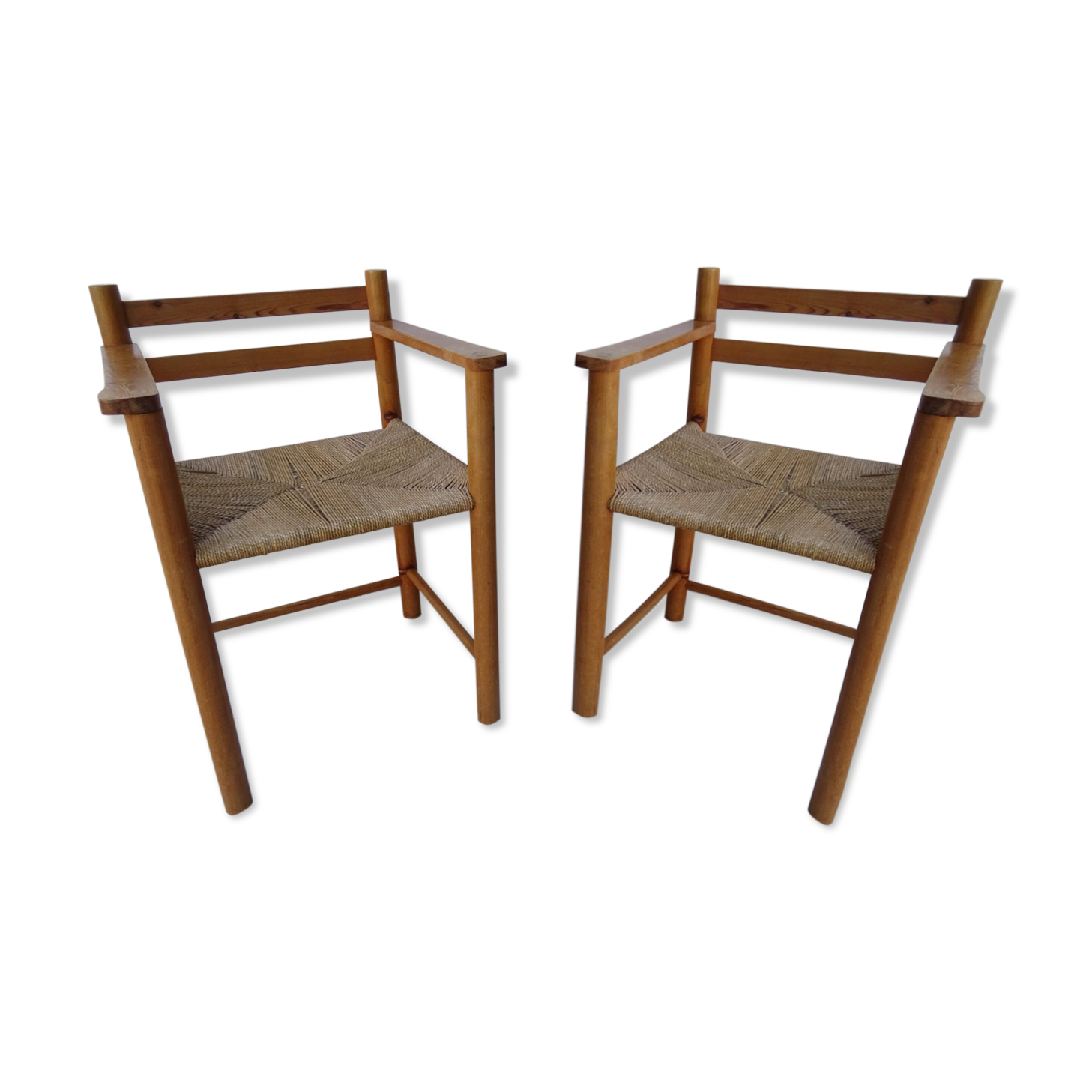 Pair of mulched chairs