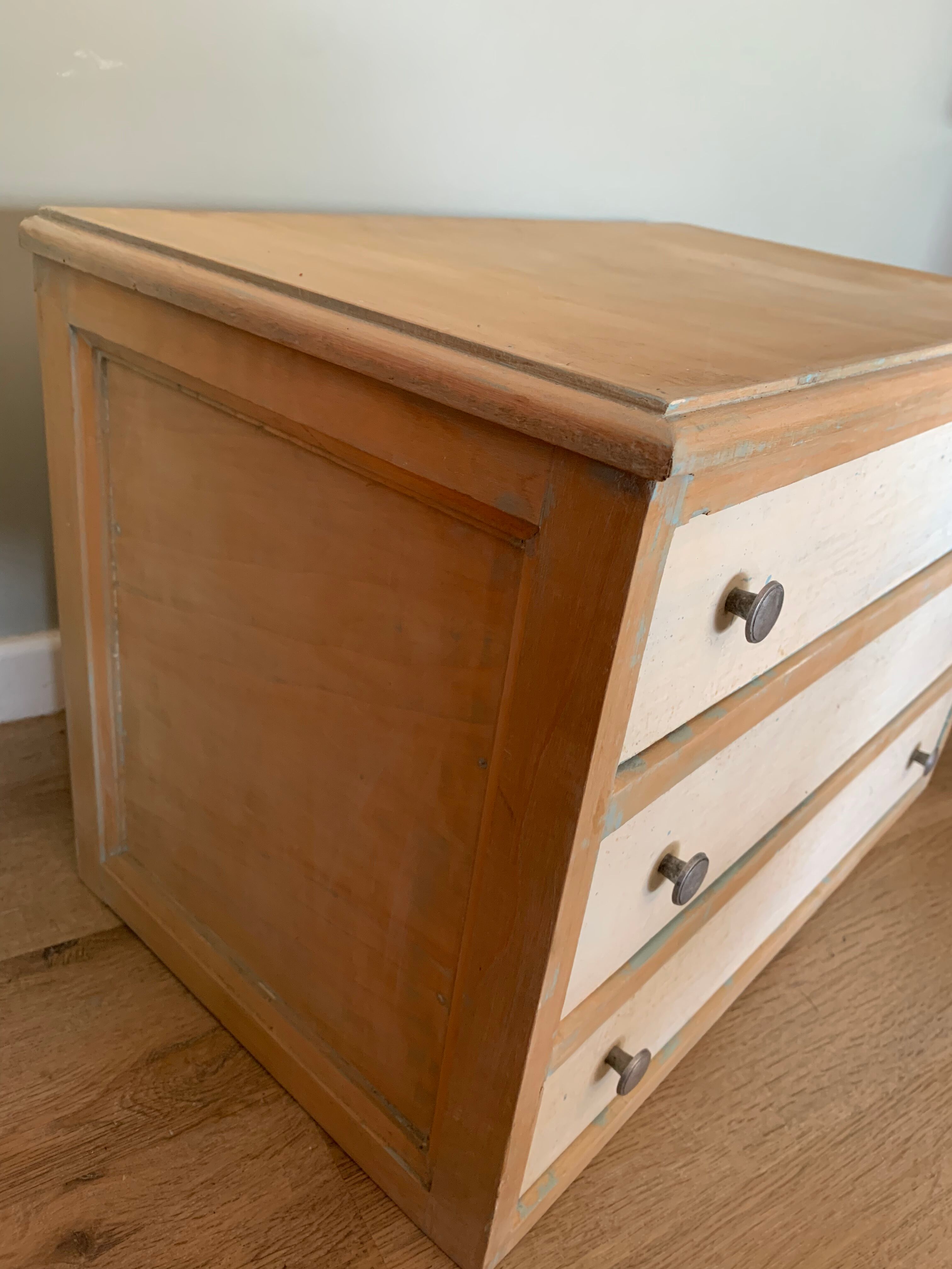 Commode années 60