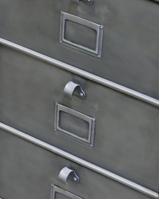 Industrial storage cabinet 12 strafor valve and solid oak top