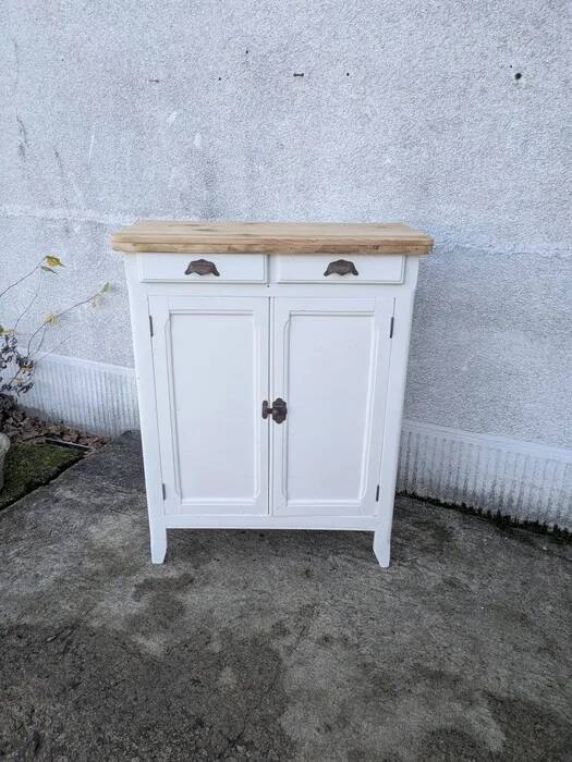 White Parisian buffet