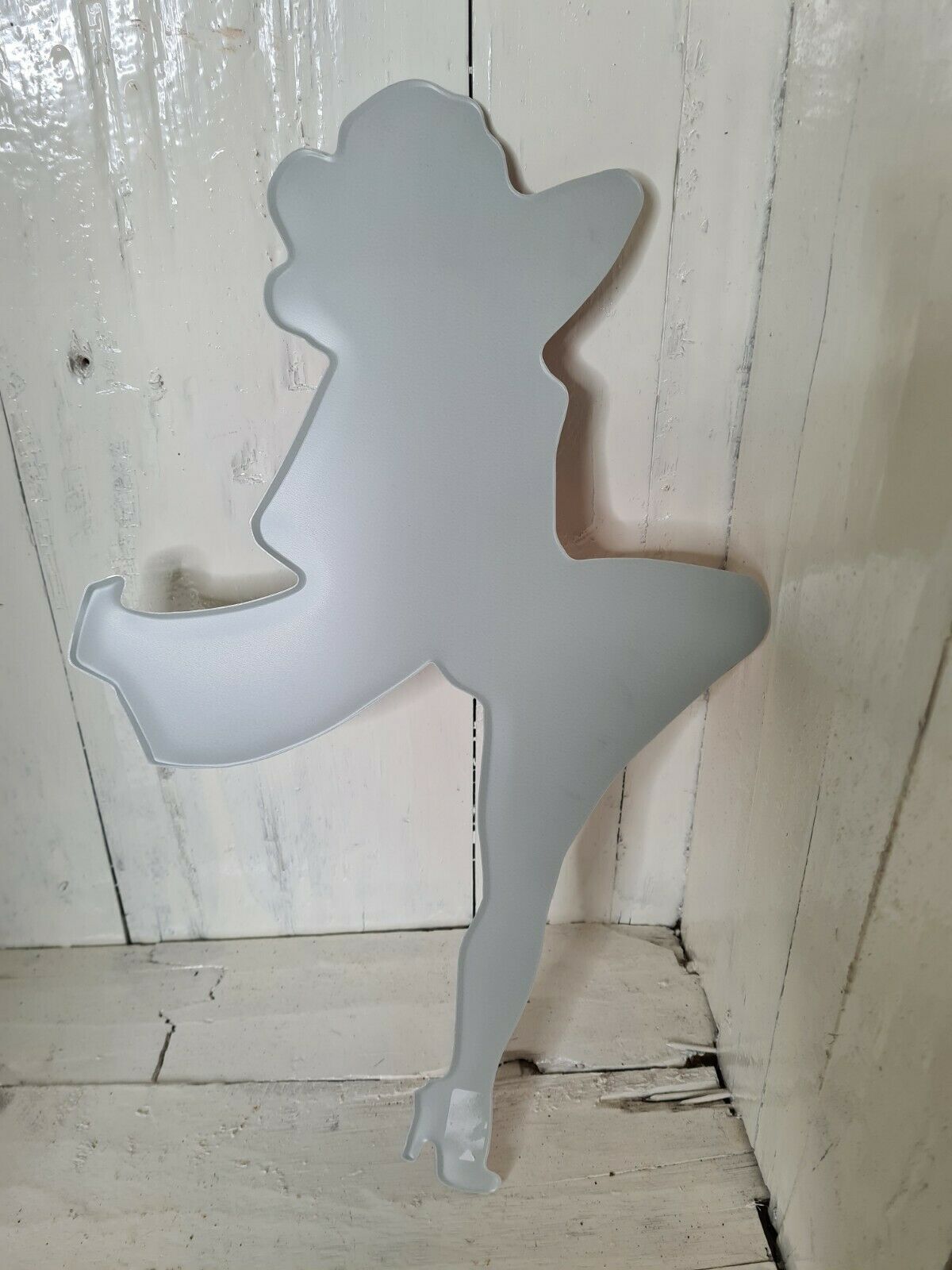 Advertising plate tyresC pin up