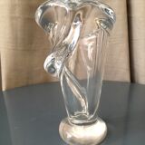Crystal vase of torsadee shaped valves