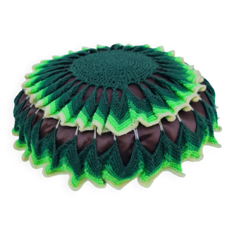 Vintage round cushion