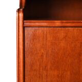 Bibliothèque suédoise avec portes verrouillables