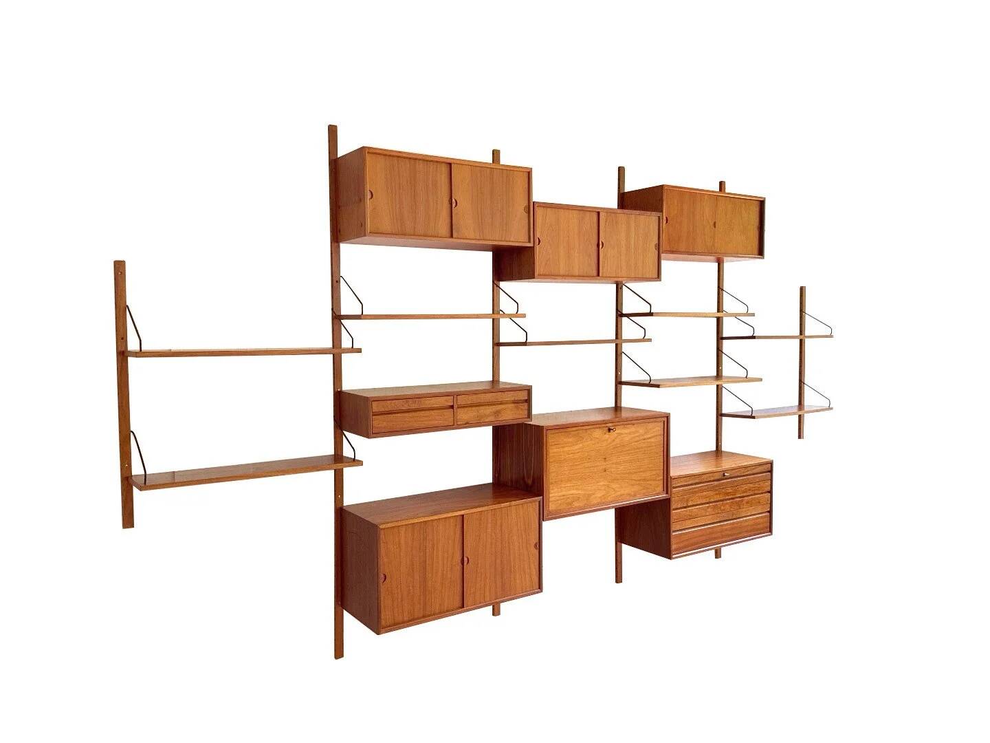 Poul Cadovius Royal System wall unit