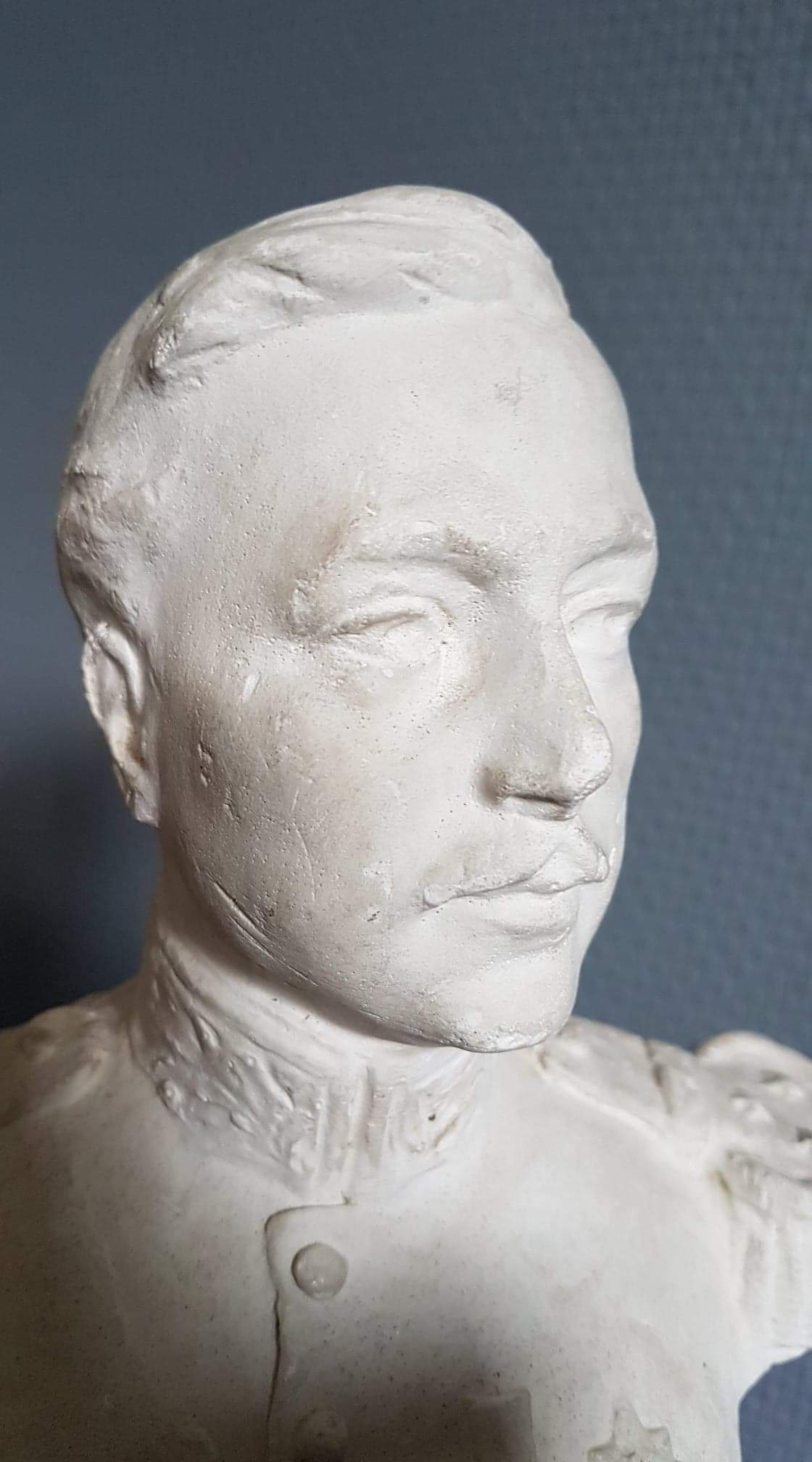 white plaster bust Albert king of the Belgians