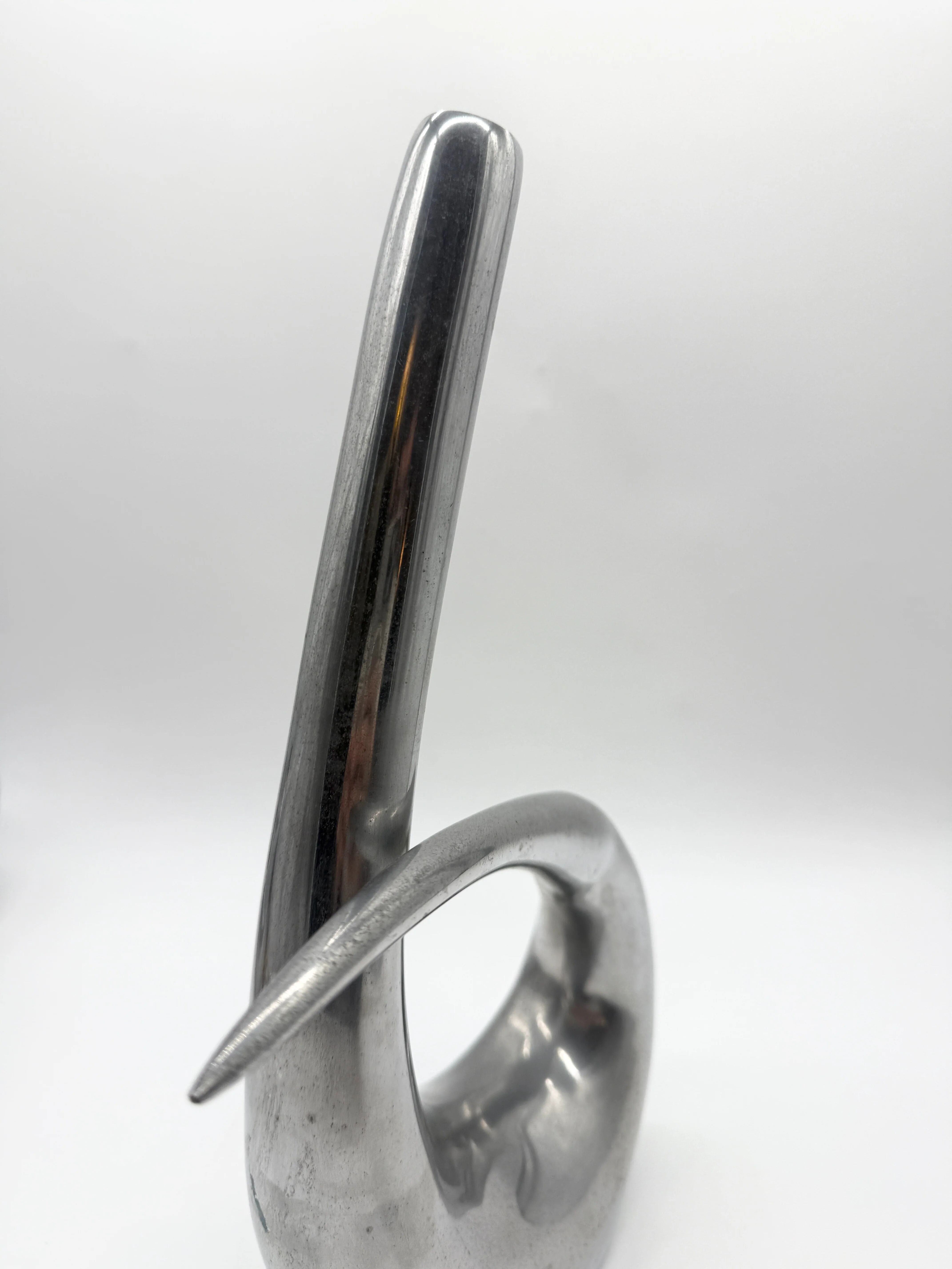 Vase zoomorphe en fonte d’aluminium, 1970s