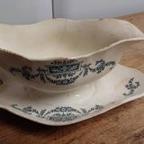 Longchamp sauce boat and saucer