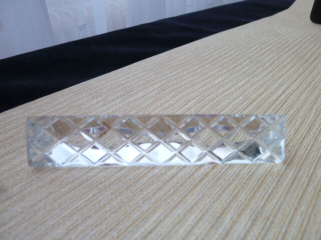Set of 11 lead crystal knife holders