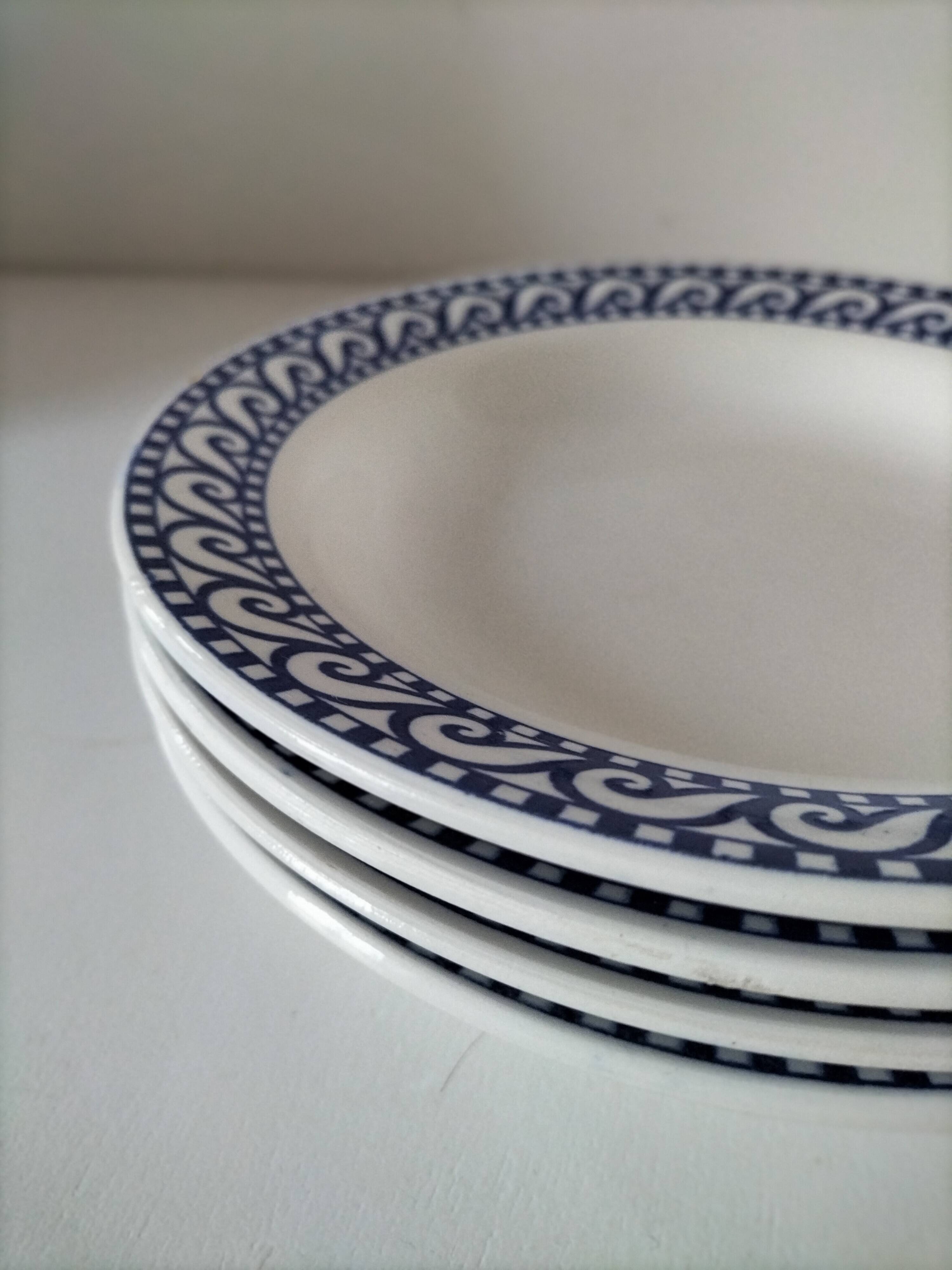 Set of 4 vintage navy blue soup plates