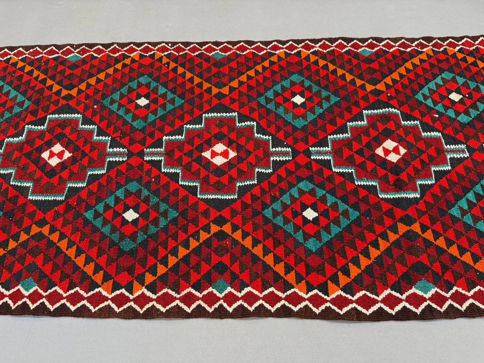 Turkish kilim runner 330x100 cm, vintage kelim rug, long and narrow 2512