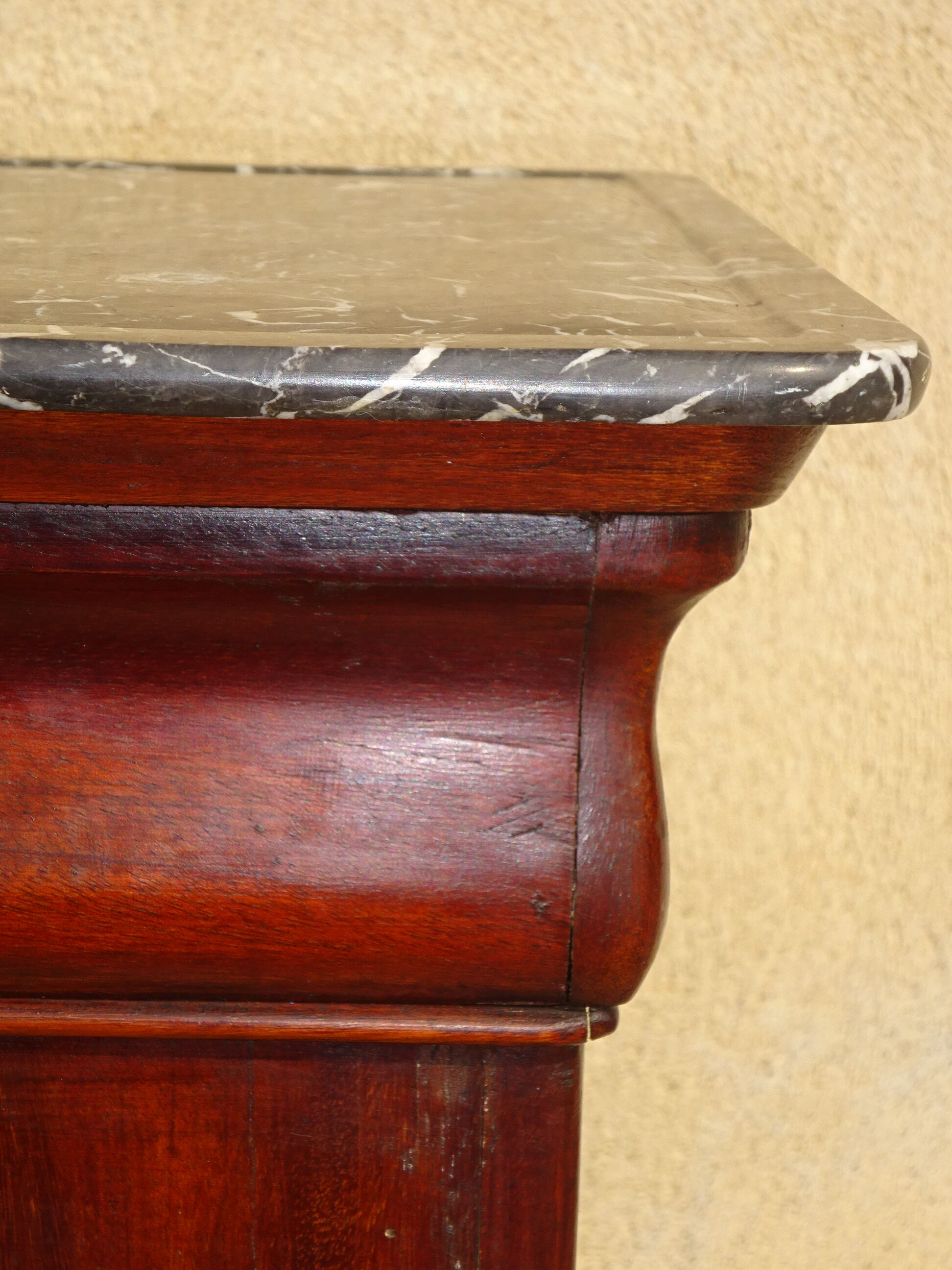 Louis-Philippe bedside in flamed mahogany