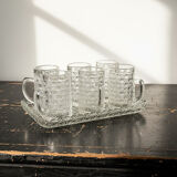 6 petites chopes et plateau vintages/anciennes en verre pressé style art déco