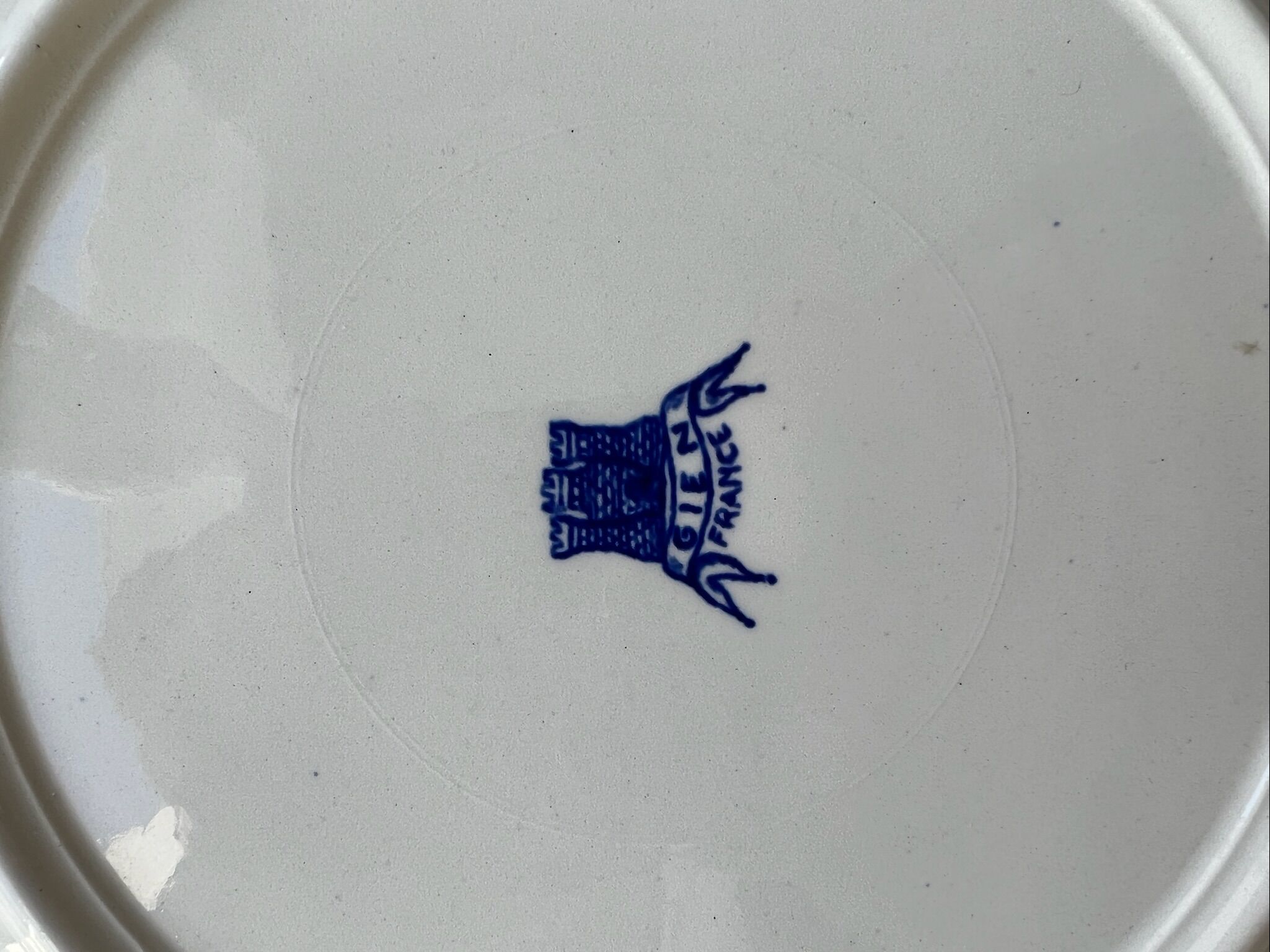 Flat Iron Earth - Gien