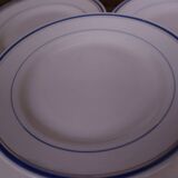 8 Moulin des Loups dessert plates, Louvois model