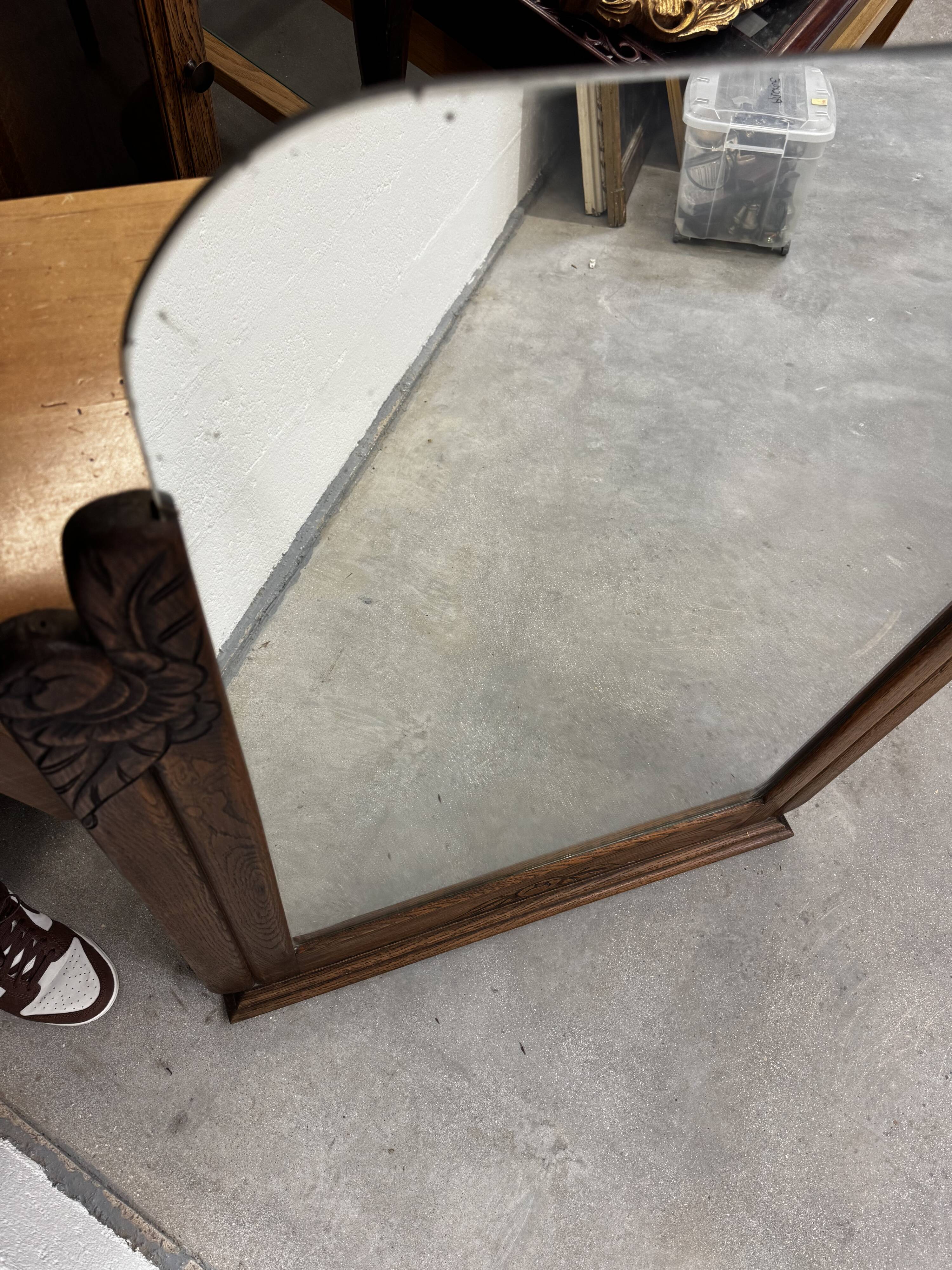 Art Deco mirror in carved oak – 1930s – 102 x 78 cm