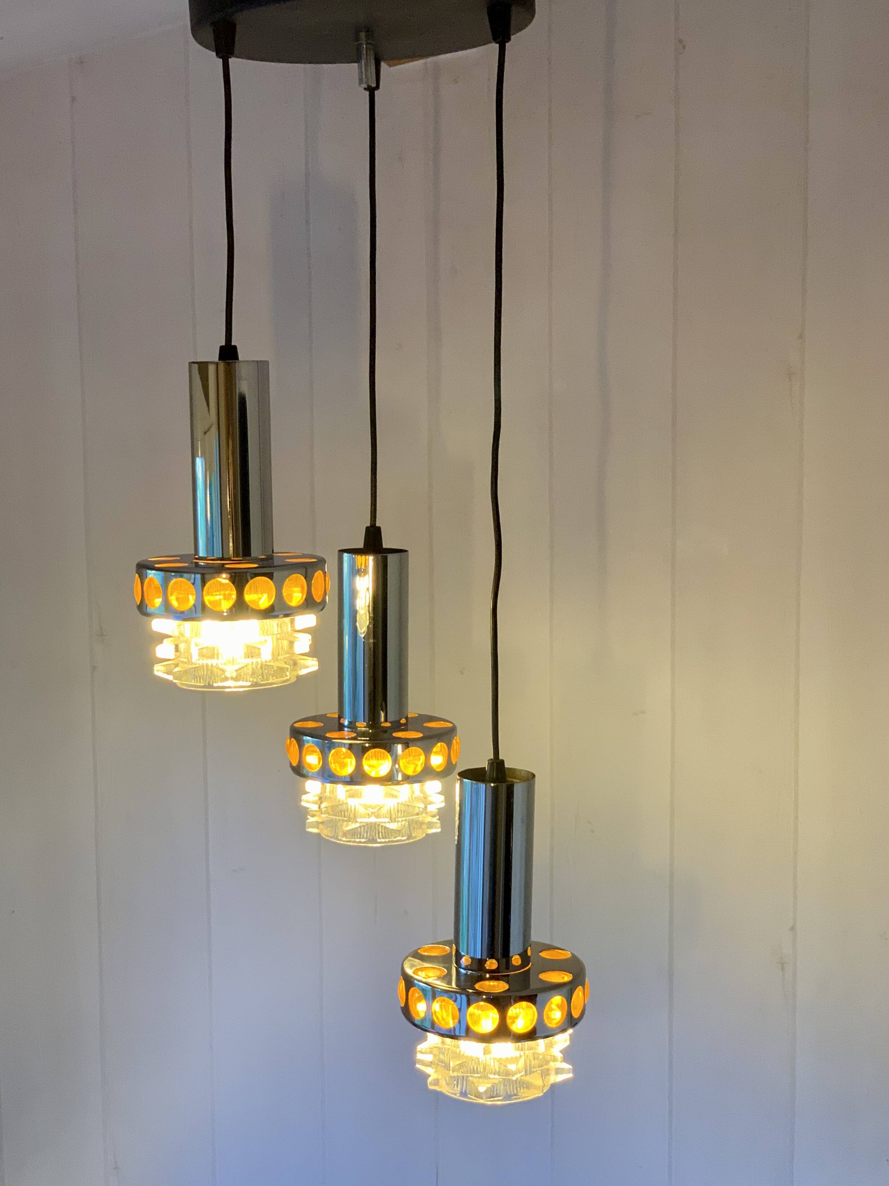 Raak Amsterdam Space 3-light cascade pendant light, age 70'