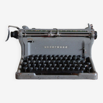 Machine à écrire Underwood de 1951