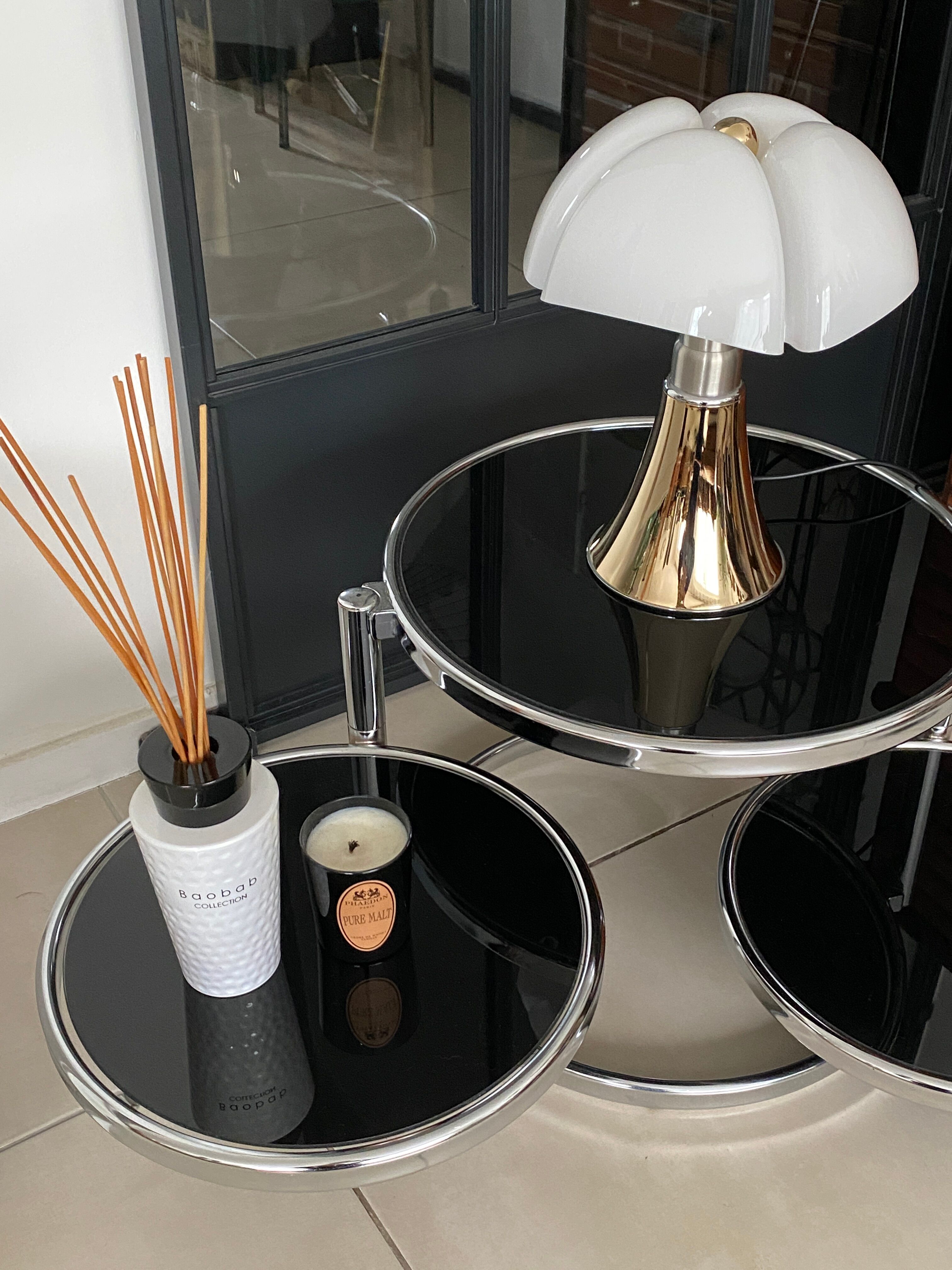 Table basse ronde en verre et chrome vintage