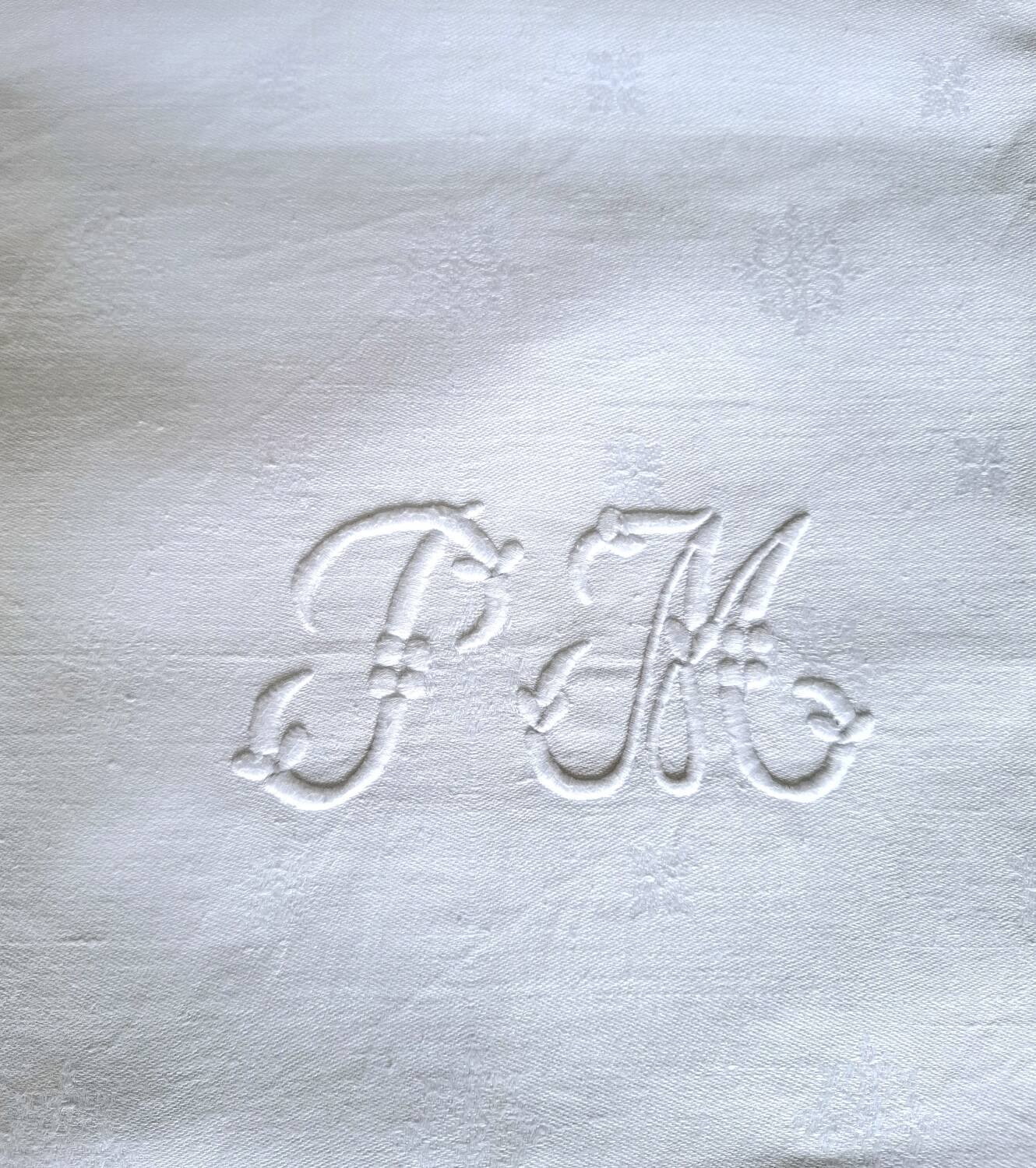 Antique monogrammed tablecloth and 8 napkins