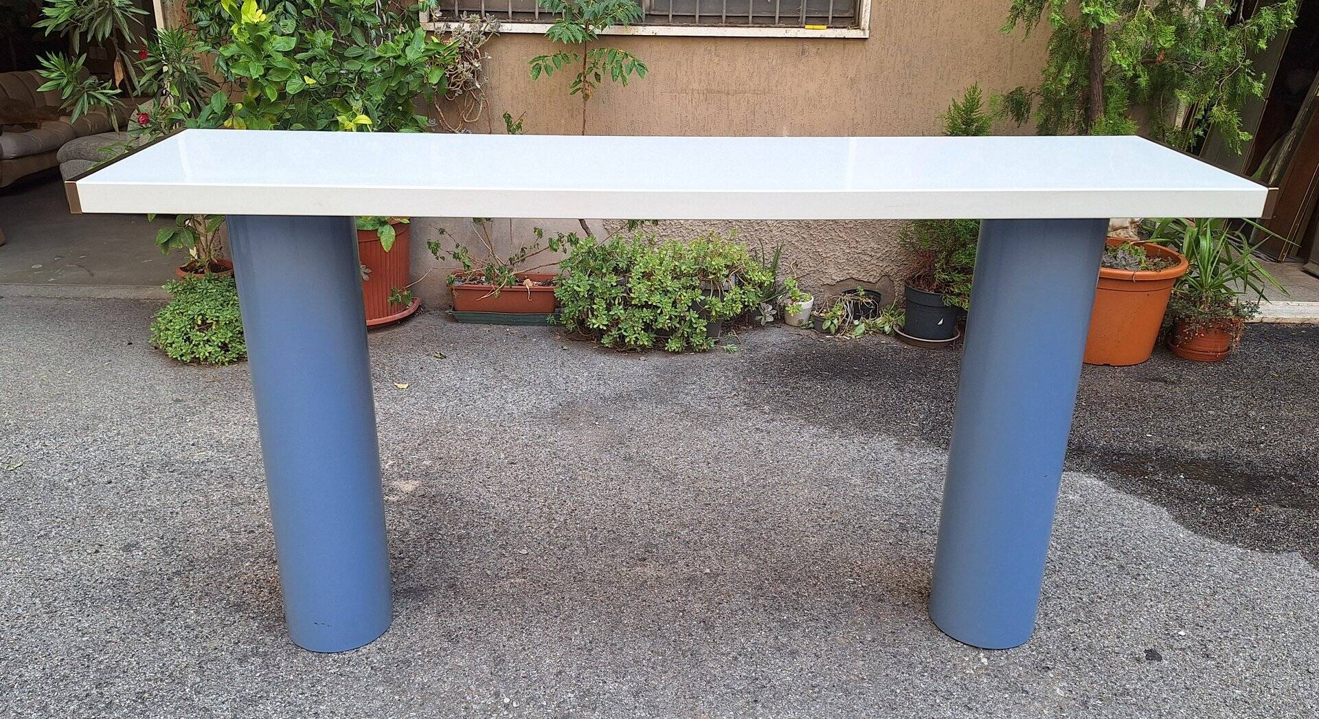 Console in White Lacquer with Cylindrical Plastic Legs by Tresoldi Salvati, 1980s
