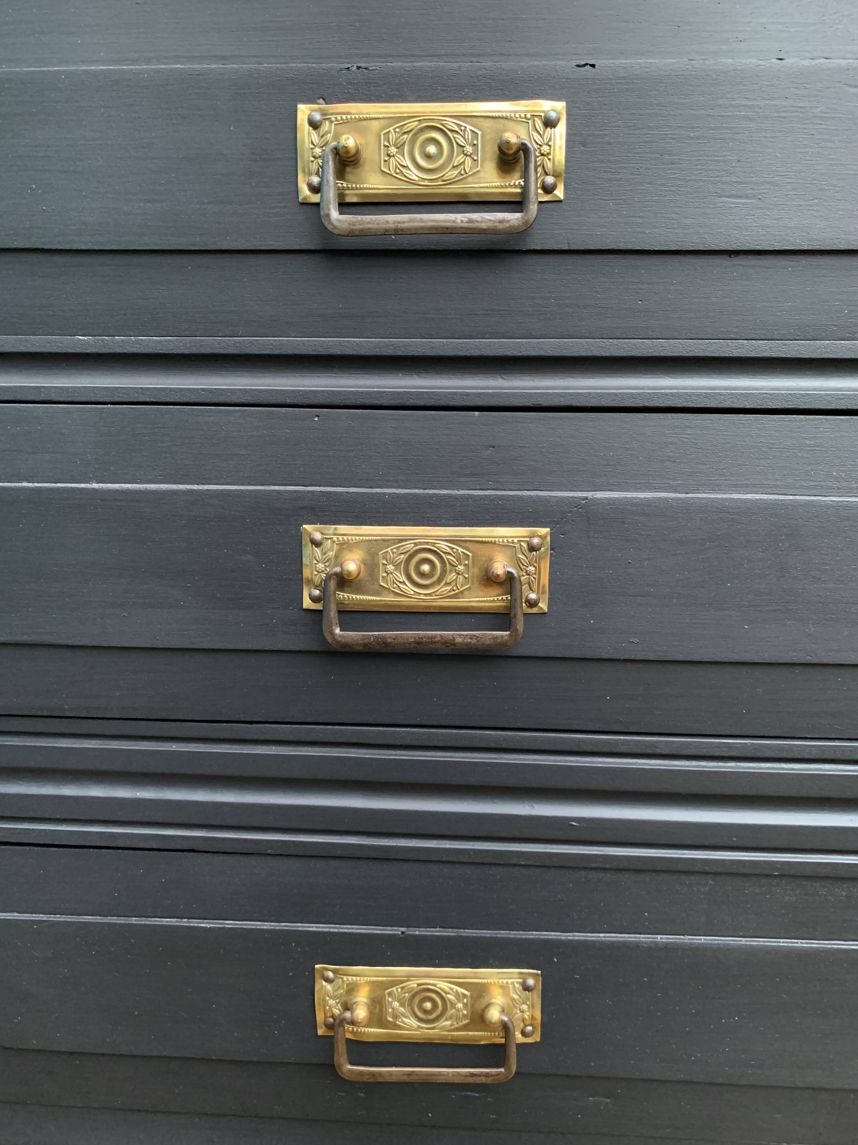 Parisian glazed hotel wardrobe 1930