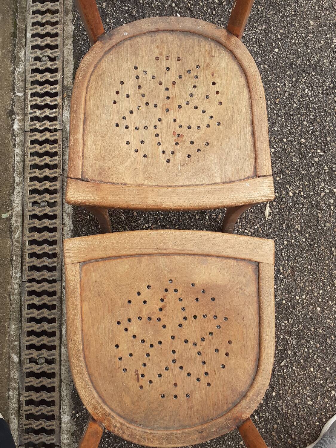 “Luterma” bistro chairs